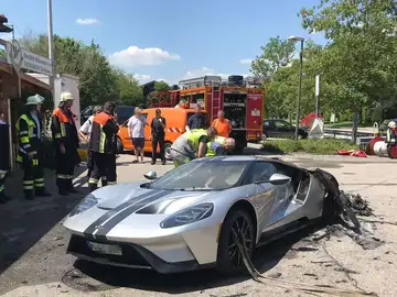 Ford GT incendiado en Múnich Ford GT incendiado en Múnich