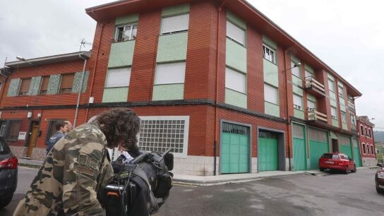 Lugar en el que un hombre ha matado a su mujer, en el domicilio conyugal de La Felguera