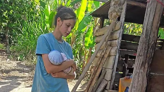 La joven Patricia Aguilar tras ser encontrada por la Policía en la selva peruana La joven Patricia Aguilar tras ser encontrada por la Policía en la selva peruana