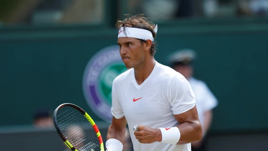 Rafa Nadal celebra uno de los puntos contra De Minaur