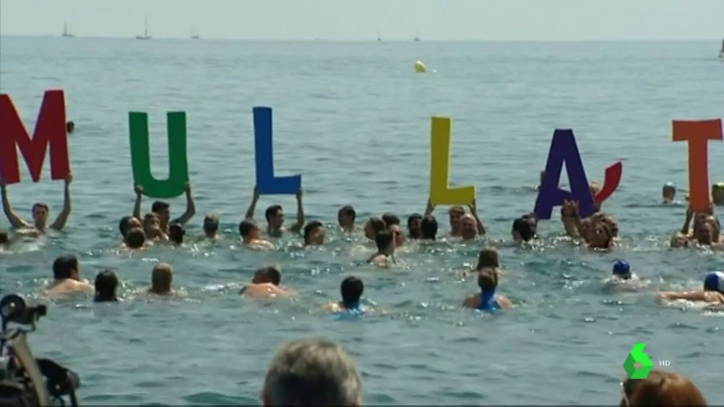 Piden mayor visibilidad para la esclerosis m&uacute;ltiple en piscinas y playas