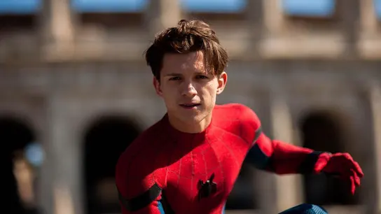 Tom Holland interpretando a Spiderman Tom Holland interpretando a Spiderman