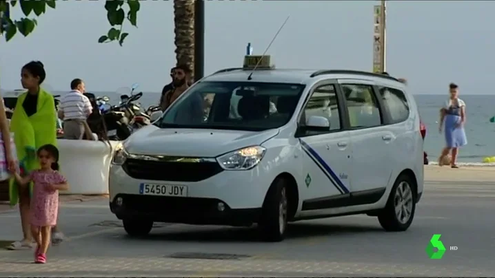 Detenidos tres hombres por propinar una paliza a un taxista en Salou