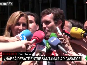 Pablo Casado responde a los abucheos en Pamplona: "Los 'batasunos' y proetarras no nos van a impedir hablar" Pablo Casado responde a los abucheos en Pamplona: "Los 'batasunos' y proetarras no nos van a impedir hablar"
