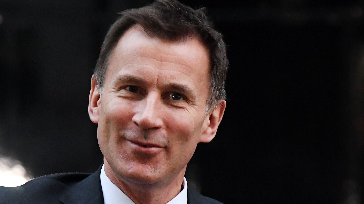El hasta ahora ministro brit&aacute;nico de Sanidad, Jeremy Hunt, ser&aacute; el nuevo titular de Exteriores del Reino Unido.