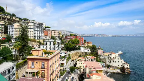 Nápoles, Italia 5 ciudades de Italia que tienes que visitar al menos una vez en la vida
