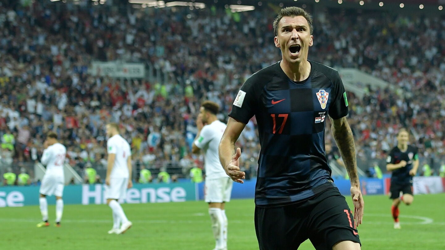 Mario Mandzukic celebra su decisivo gol en el tiempo extra ante Inglaterra
