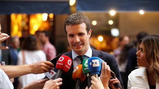 Pablo Casado hablando ante los medios Pablo Casado hablando ante los medios