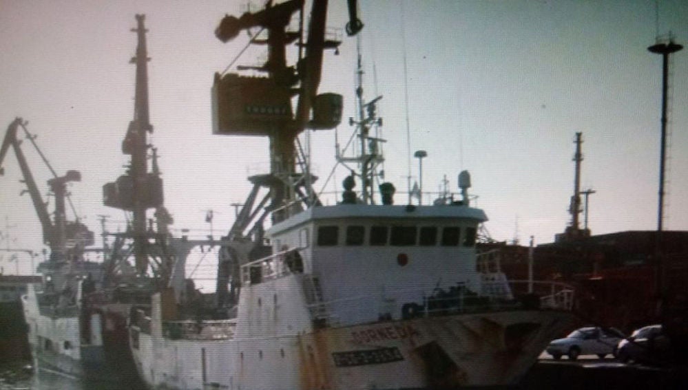 vista general del buque pesquero español "Dornera"