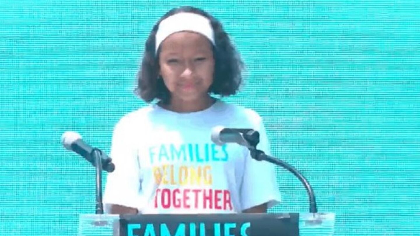 Leah, la ni&ntilde;a de 12 a&ntilde;os que se convierte en la voz de los migrantes