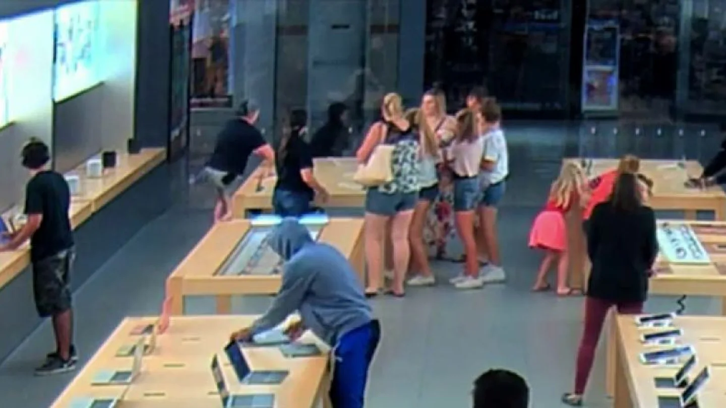 Robo exprés en una tienda Robo exprés en una tienda