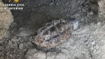 Imagen de la granada sin detonar de la Guerra Civil encontrada en Zaratán, Valladolid