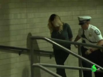 La actriz Stormy Daniels en el momento de su detención La actriz Stormy Daniels en el momento de su detención