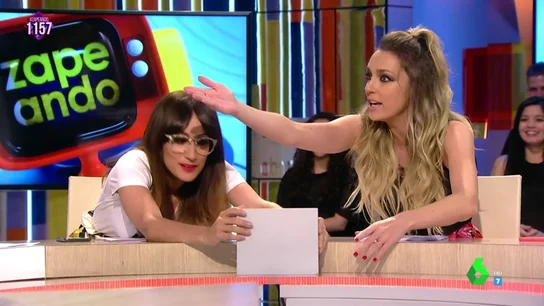 Este es el 'juguetito' de Ana Morgade y Anna Simon que casi se carga Miki Nadal: "¡Que es nueva, es nueva!" Este es el 'juguetito' de Ana Morgade y Anna Simon que casi se carga Miki Nadal: "¡Que es nueva, es nueva!"