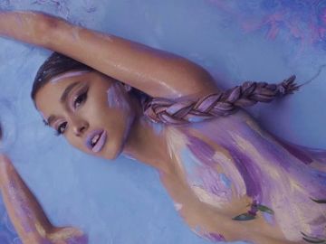 Ariana Grande presenta 'God is a Woman' Ariana Grande presenta 'God is a Woman'