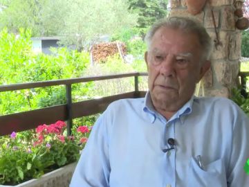 La herida de Julián, 80 años abierta por el franquismo: "Si encontrara a mi padre me iría con satisfacción al otro lado" La herida de Julián, 80 años abierta por el franquismo: "Si encontrara a mi padre me iría con satisfacción al otro lado"