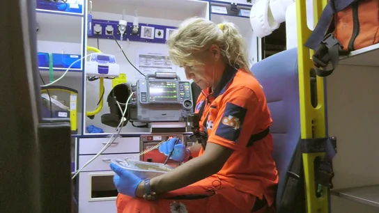 Ambulancias, en el corazón de la ciudad - Temporada 1 - Programa 8 Ambulancias, en el corazón de la ciudad - Temporada 1 - Programa 8