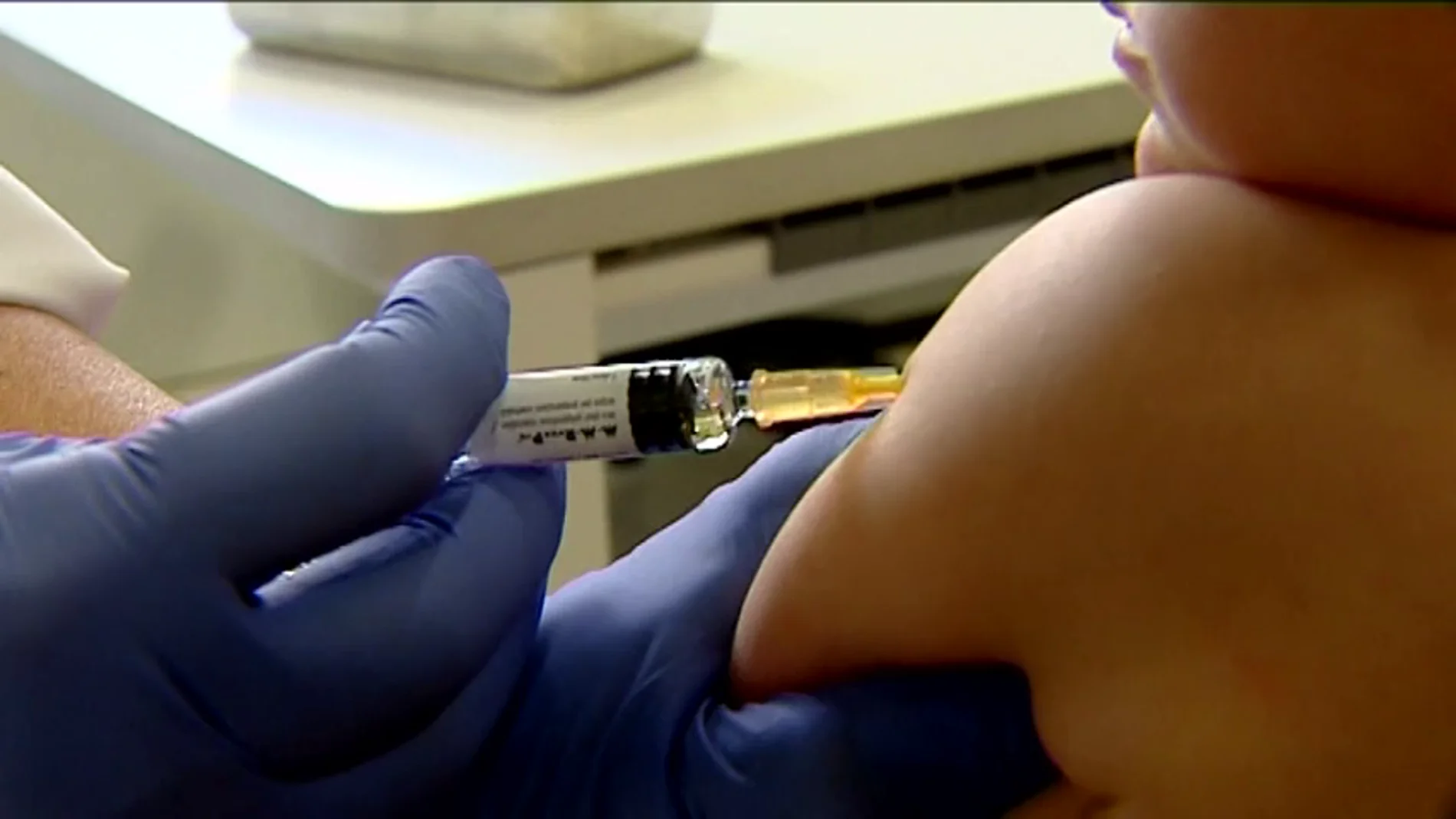  Los menores de un año que viajen a países de la Unión Europea deberán ser vacunados contra el sarampión tras un nuevo brote 