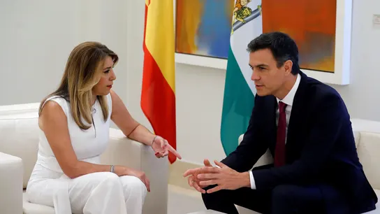Pedro Sánchez y Susana Díaz se reúnen en el Palacio de La Moncloa. Pedro Sánchez y Susana Díaz se reúnen en el Palacio de La Moncloa.