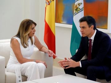 Pedro Sánchez y Susana Díaz se reúnen en el Palacio de La Moncloa. Pedro Sánchez y Susana Díaz se reúnen en el Palacio de La Moncloa.