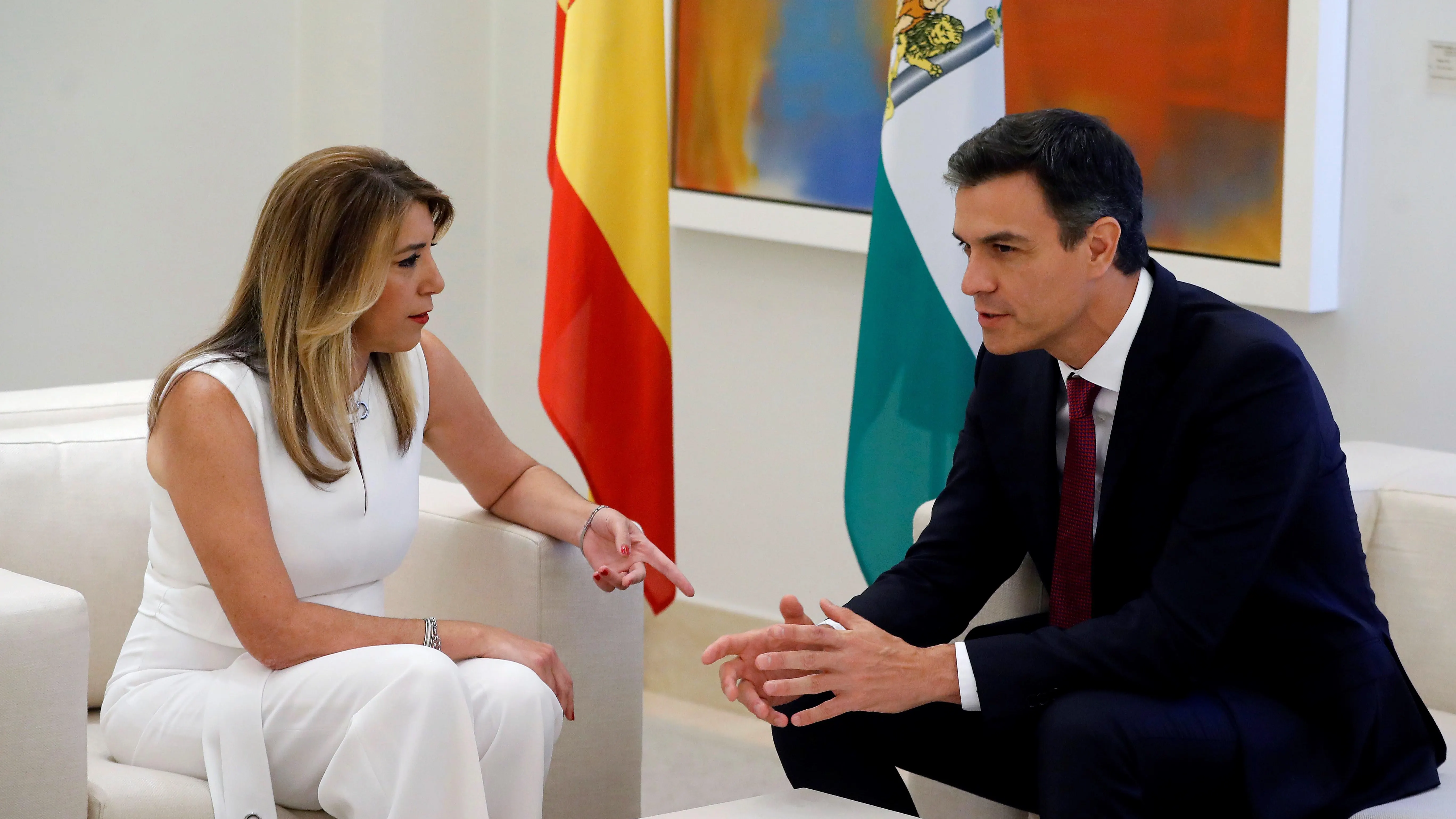 Pedro Sánchez y Susana Díaz se reúnen en el Palacio de La Moncloa.