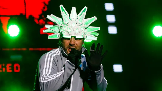 Jamiroquai en el festival portugués Mares Vivas. Jamiroquai en el festival portugués Mares Vivas.