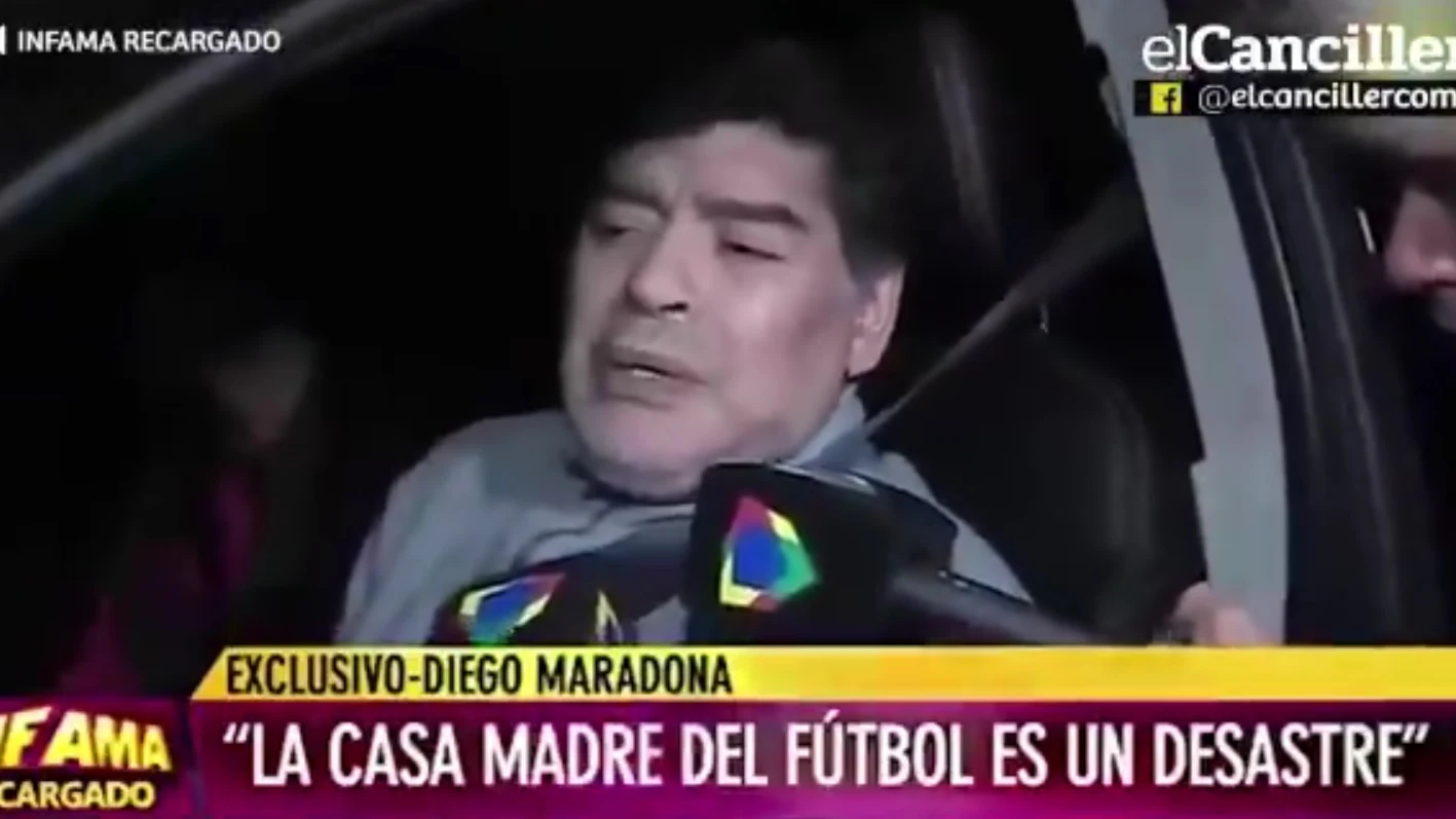 Maradona atiende a un medio argentino