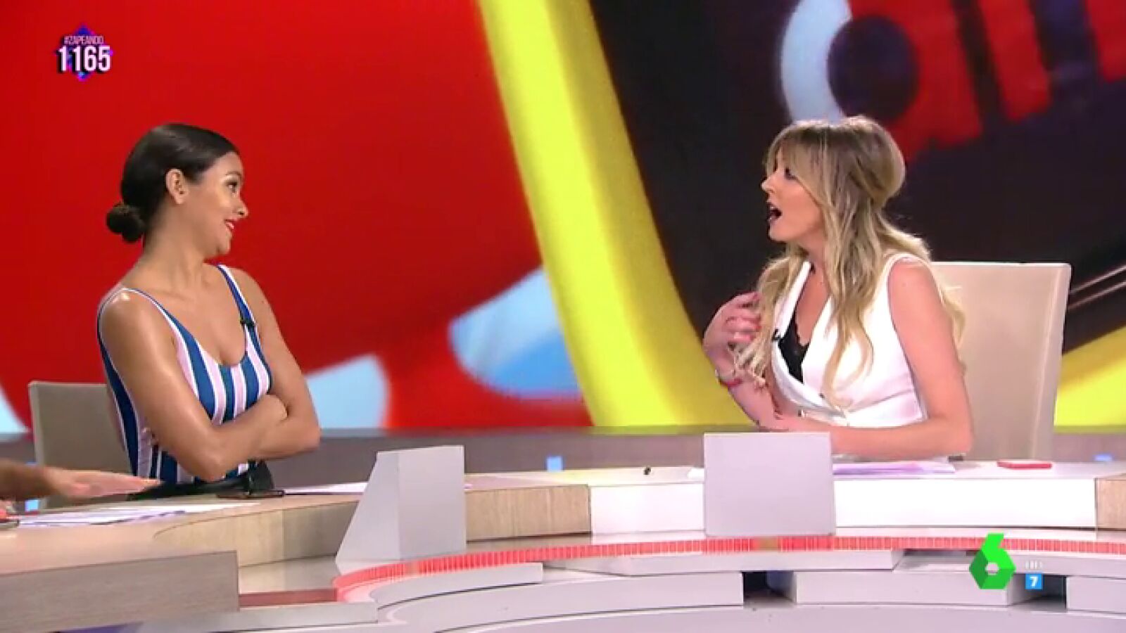 As&iacute; sorprende Anna Simon a Cristina Pedroche con una canci&oacute;n por su santo, "ya no puedes hacer el tonto, est&aacute;s de presentadora"