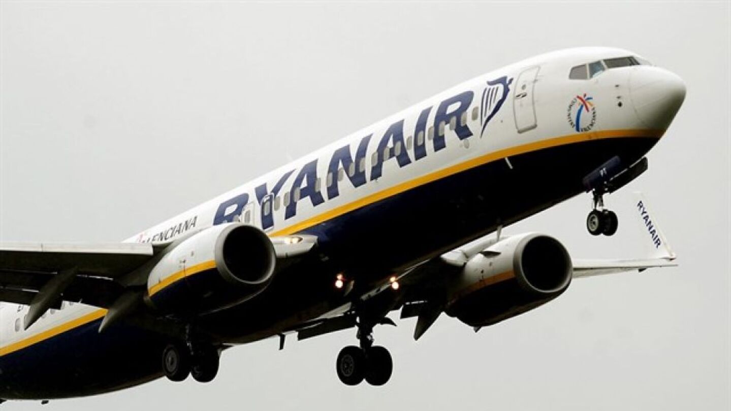 Avi&oacute;n de Ryanair
