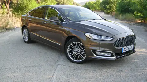 Ford Mondeo Vignale Hybrid Ford Mondeo Vignale Hybrid