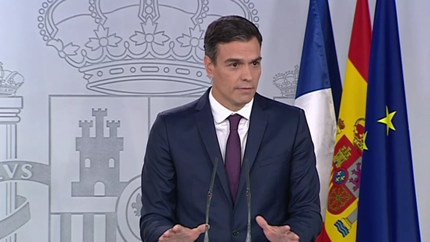 Pedro Sánchez durante su intervención. Pedro Sánchez durante su intervención.