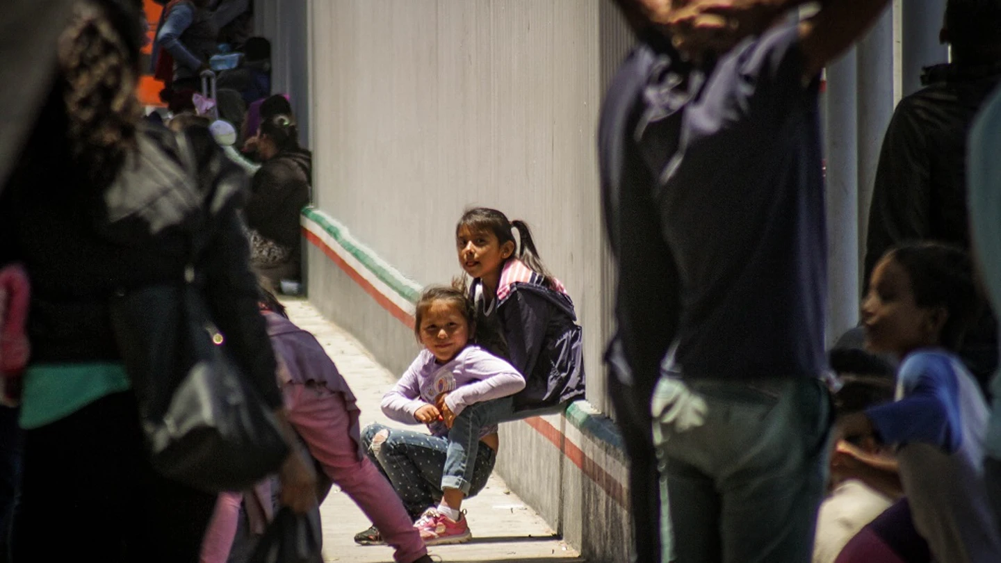 Imagen de menores migrantes en la frontera con EEUU Imagen de menores migrantes en la frontera con EEUU