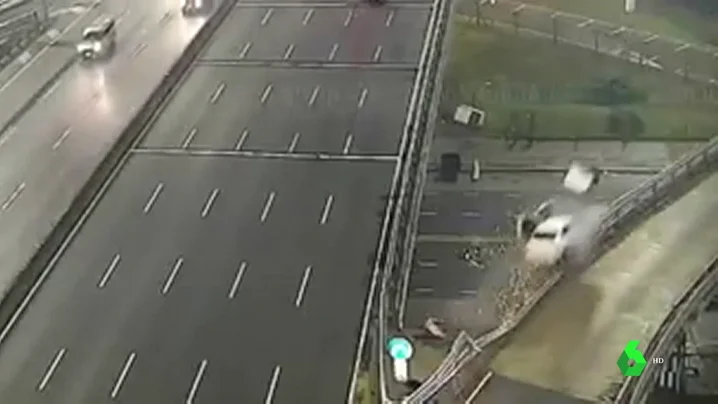 Impactante accidente en Argentina por circular a 170 kilómetros por hora Impactante accidente en Argentina por circular a 170 kilómetros por hora
