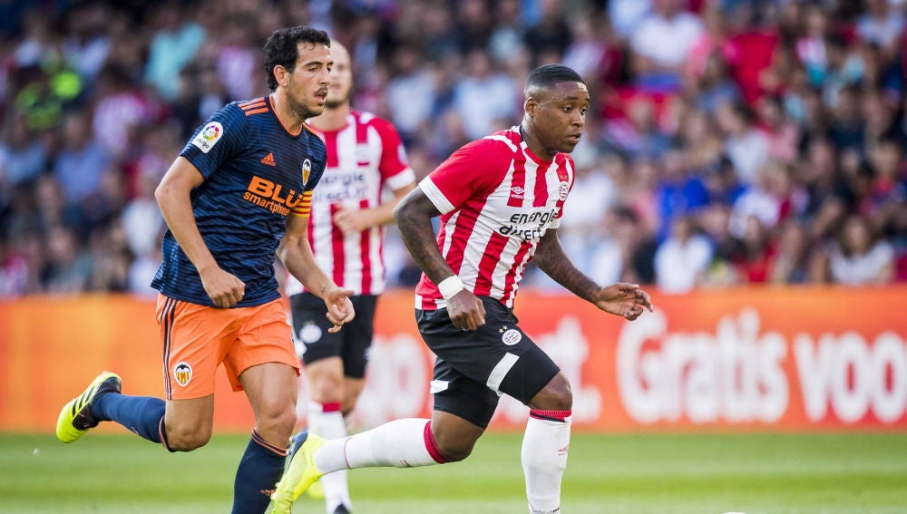 El Valencia ofrece una buena imagen pese a perder en Eindhoven