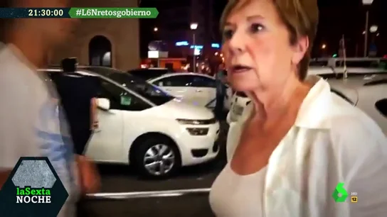 "¿Cómo coño llego yo a Torremolinos?": Celia Villalobos, otra de las personas afectadas por la huelga de taxis "¿Cómo coño llego yo a Torremolinos?": Celia Villalobos, otra de las personas afectadas por la huelga de taxis