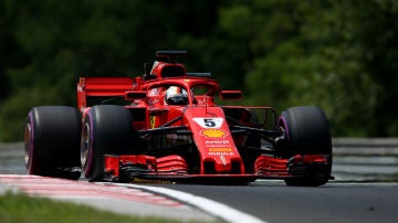 Vettel rueda en Hungaroring