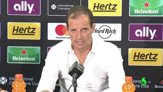 Allegri: "Junto a Messi, Cristiano es uno de los dos jugadores más fuertes del mundo" Allegri: "Junto a Messi, Cristiano es uno de los dos jugadores más fuertes del mundo"