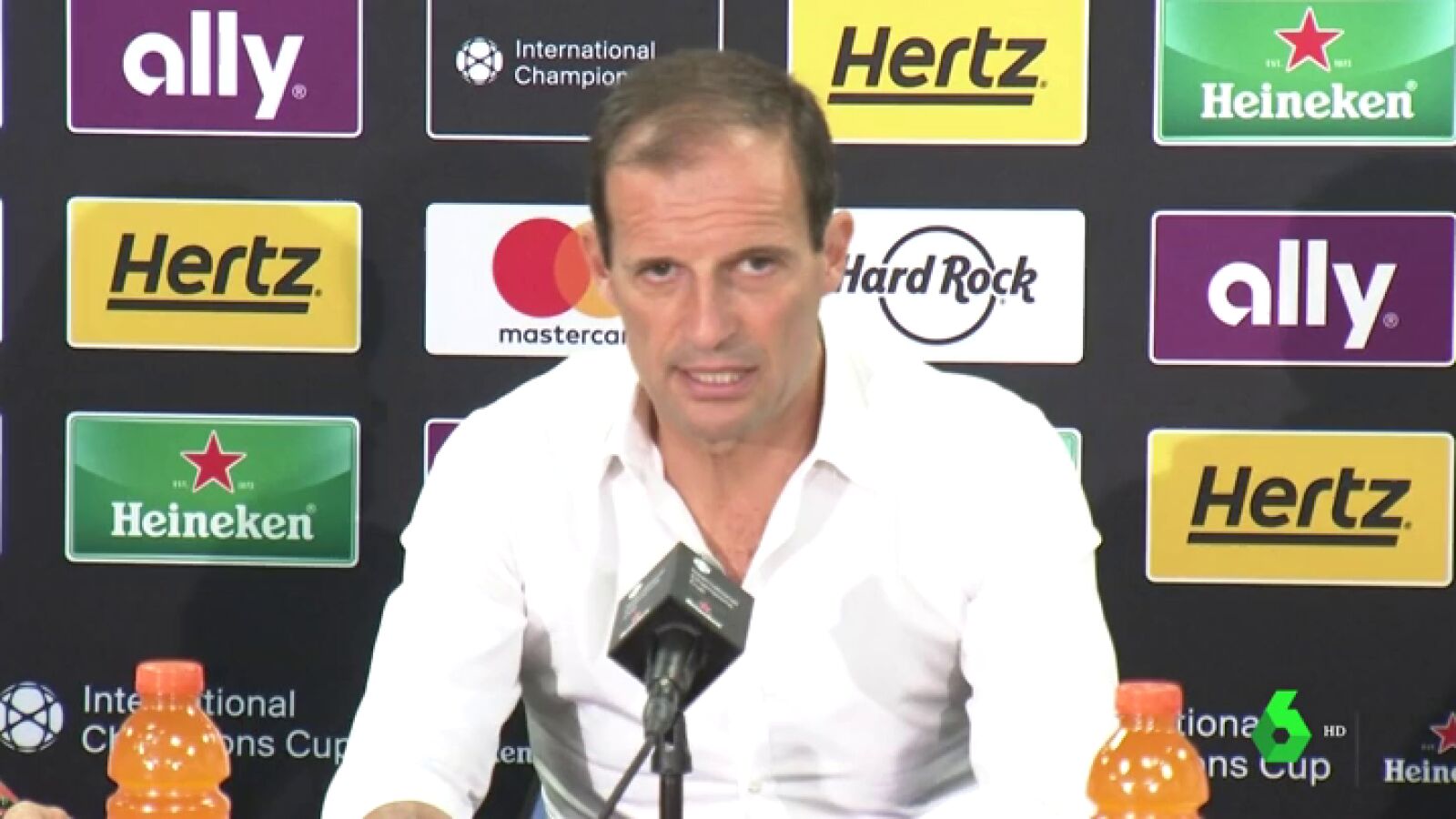 Allegri: "Junto a Messi, Cristiano es uno de los dos jugadores m&aacute;s fuertes del mundo"