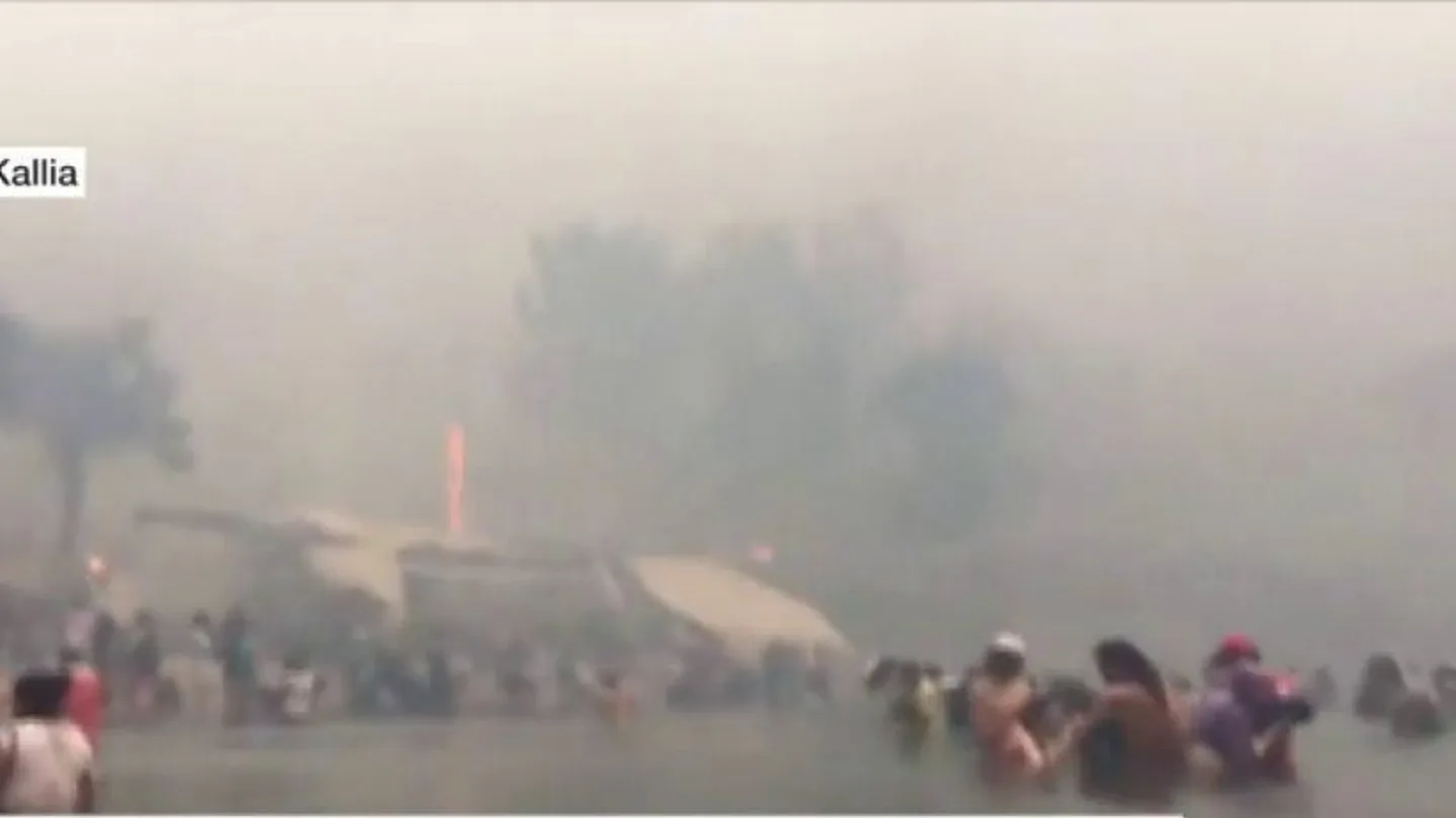 Víctimas del incendio de Grecia en el mar Víctimas del incendio de Grecia en el mar