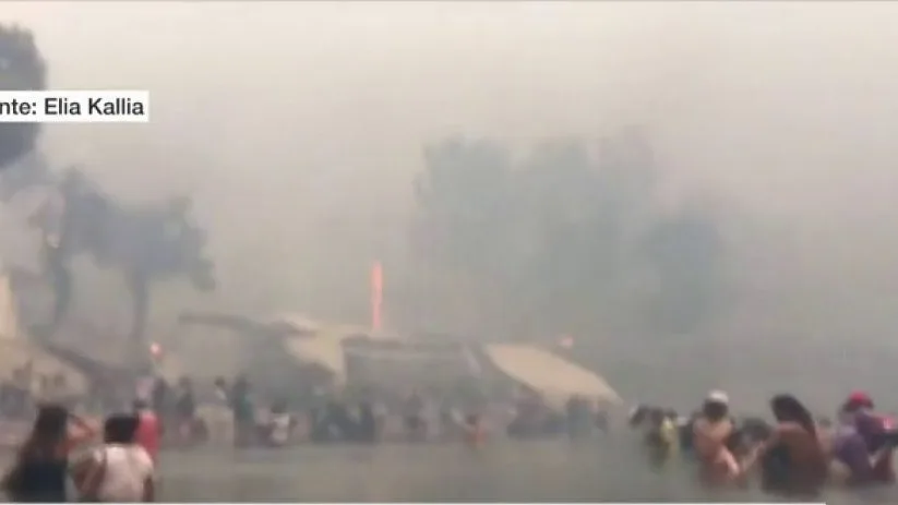 Víctimas del incendio de Grecia en el mar Víctimas del incendio de Grecia en el mar