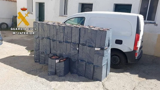 intervenido 15.500 cajetillas de tabaco de contrabando, valoradas en 66.650 euros, en el interior de una furgoneta en la localidad gaditana de San Roque. intervenido 15.500 cajetillas de tabaco de contrabando, valoradas en 66.650 euros, en el interior de una furgoneta en la localidad gaditana de San Roque.