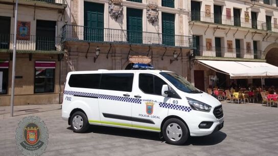 Coche de la Polic&iacute;a Local de Tudela