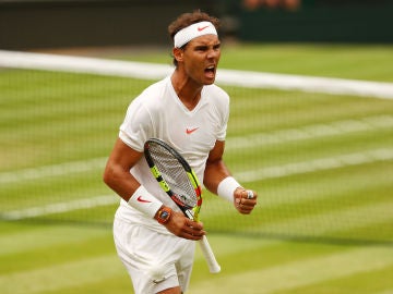 Rafa Nadal celebra un punto en Wimbledon Rafa Nadal celebra un punto en Wimbledon