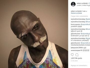Adam Curlykale, el hombre que se extirpó los genitales por sus tatuajes Adam Curlykale, el hombre que se extirpó los genitales por sus tatuajes