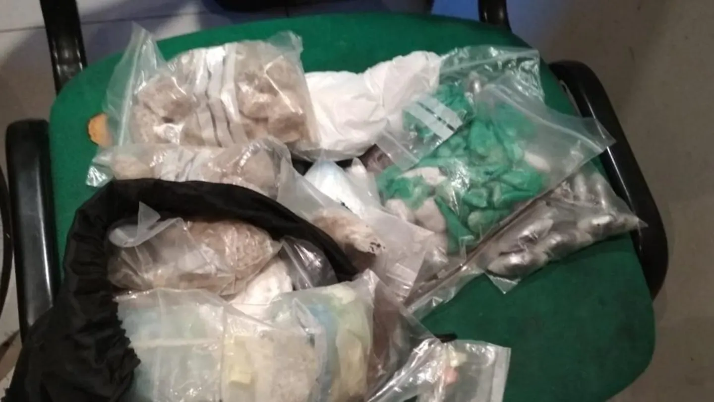 Droga intervenida por la policía Droga intervenida por la policía