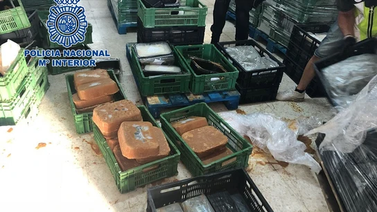 Fotografía de la operación facilitada por la Policía Nacional Fotografía de la operación facilitada por la Policía Nacional