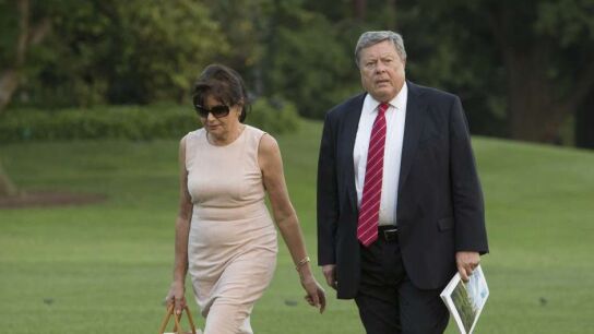 En la imagen los padres de Melania Trump