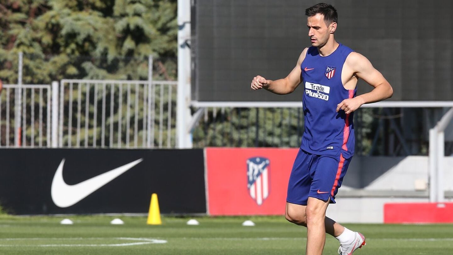 Nikola Kalinic en su primer entrenamiento con el Atl&eacute;tico de Madrid