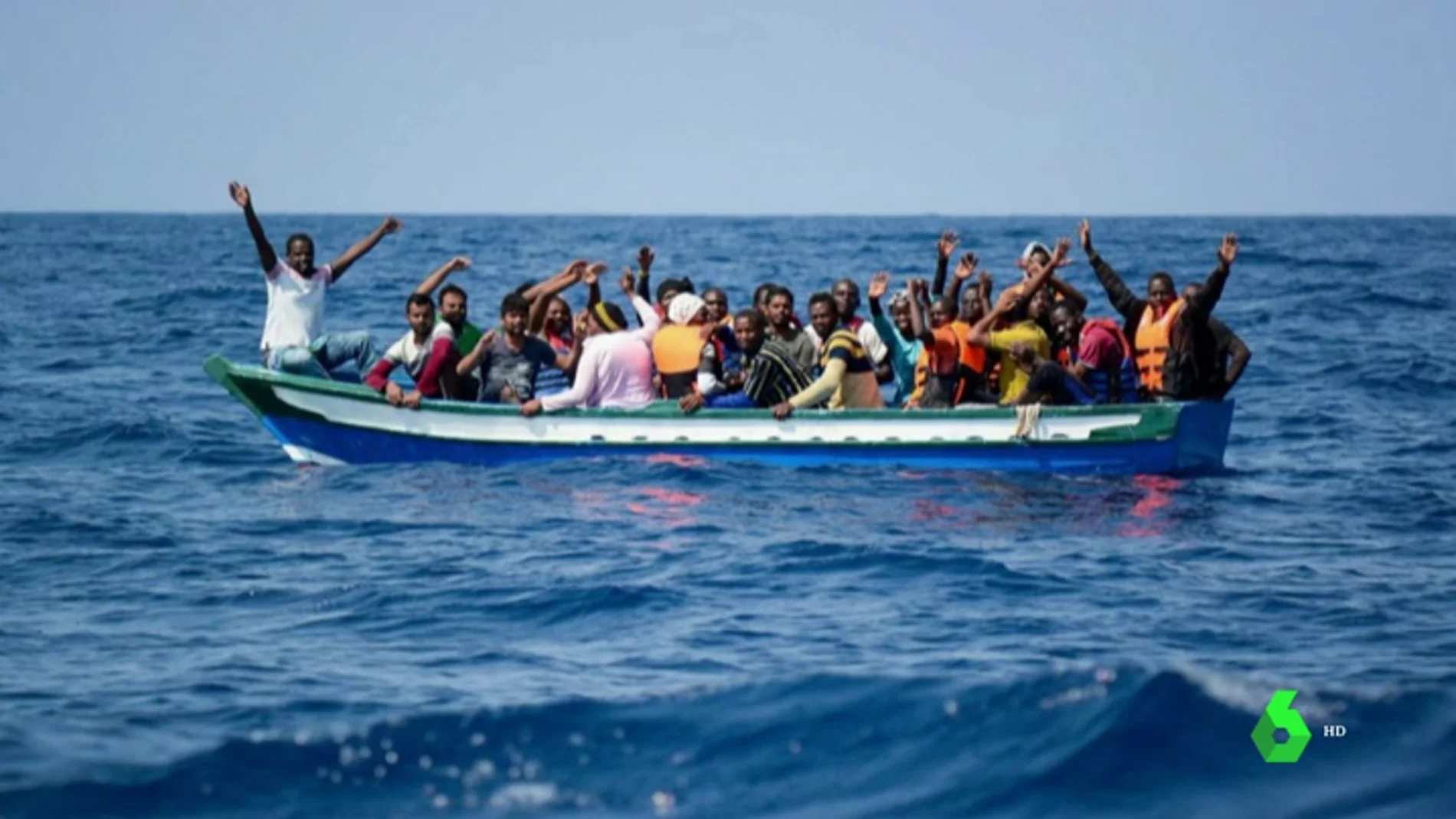 25 migrantes rescatados por el Aquarius