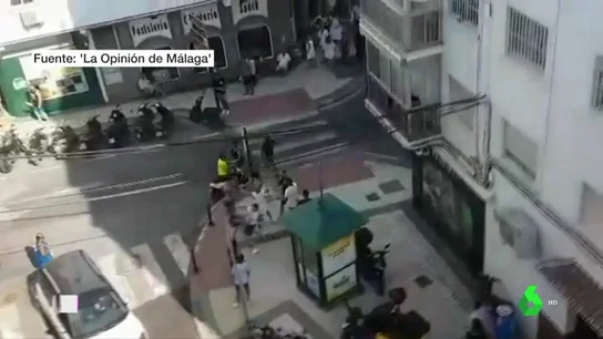 La Policía investiga una multitudinaria pelea en las calles de Nerja, Málaga La Policía investiga una multitudinaria pelea en las calles de Nerja, Málaga